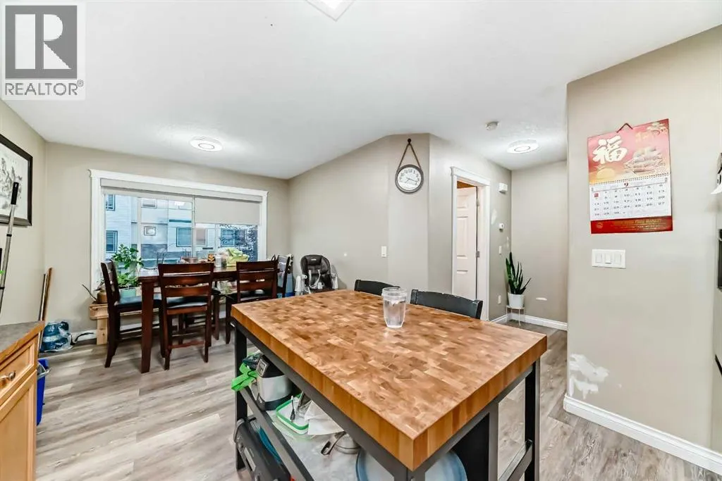 14 DOVER Mews SE