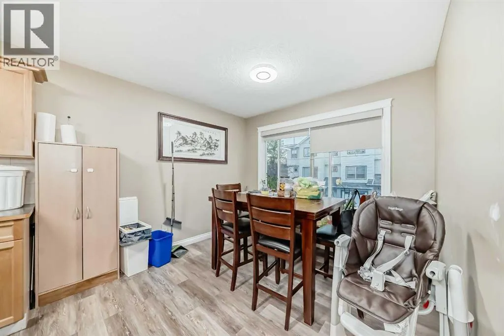 14 DOVER Mews SE