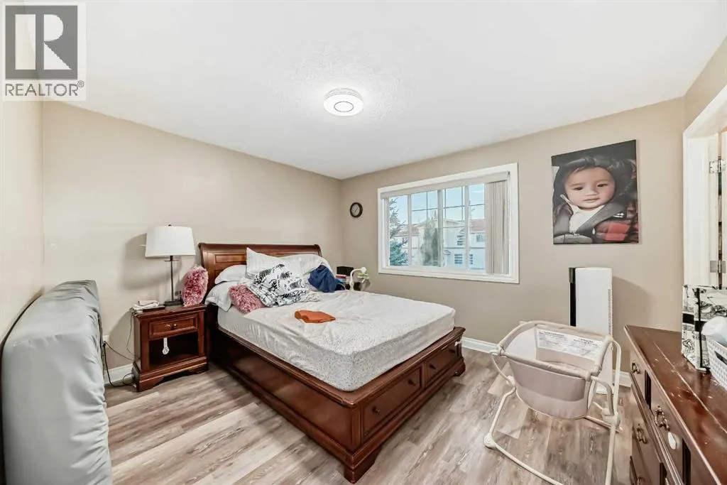 14 DOVER Mews SE