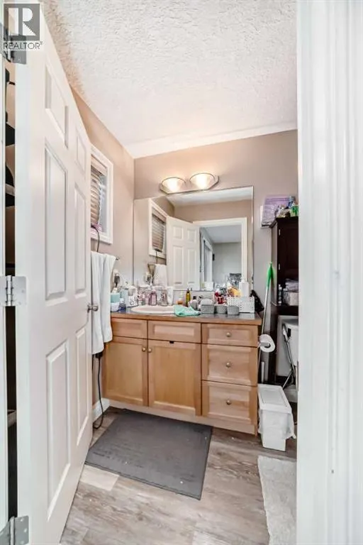 14 DOVER Mews SE