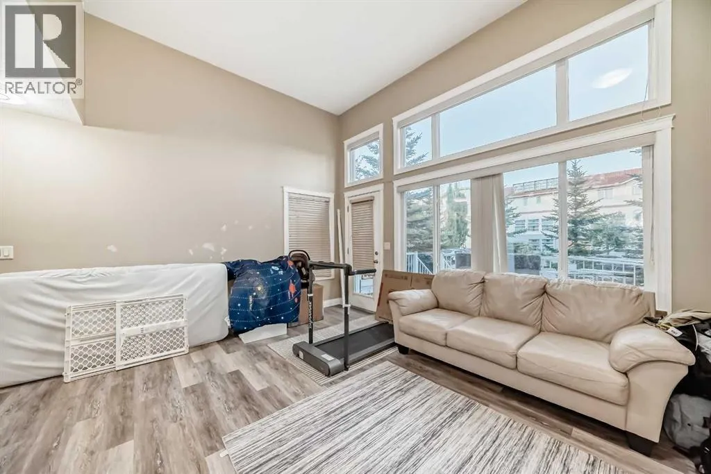 14 DOVER Mews SE