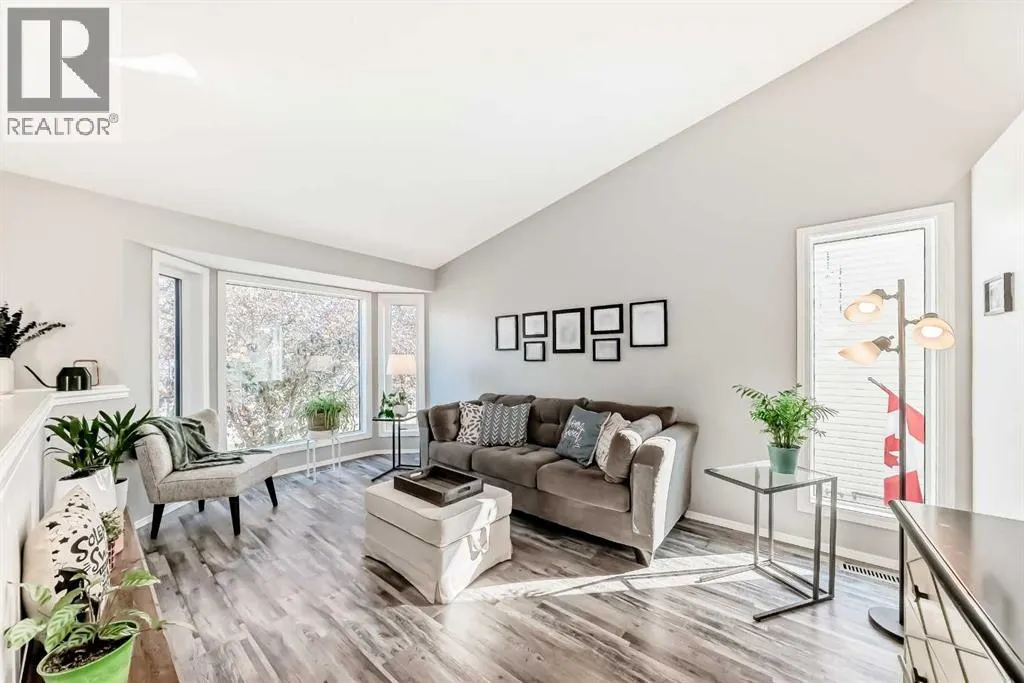 47 Willowbrook Drive NW