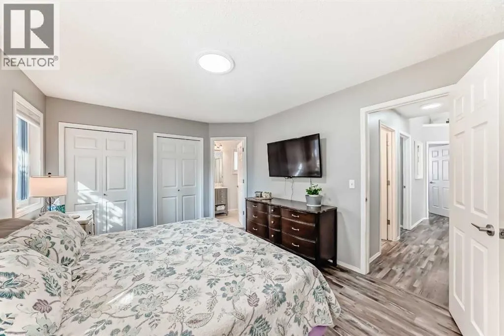 47 Willowbrook Drive NW