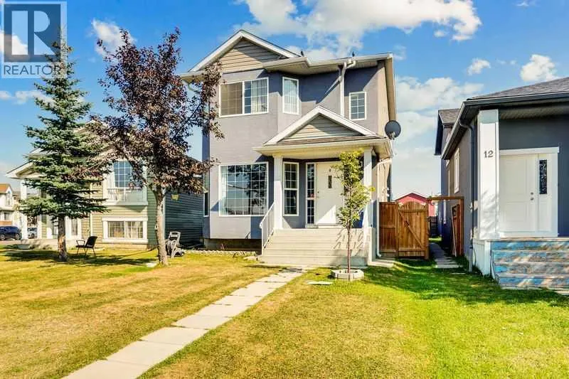 8 MARTIN CROSSING Crescent NE