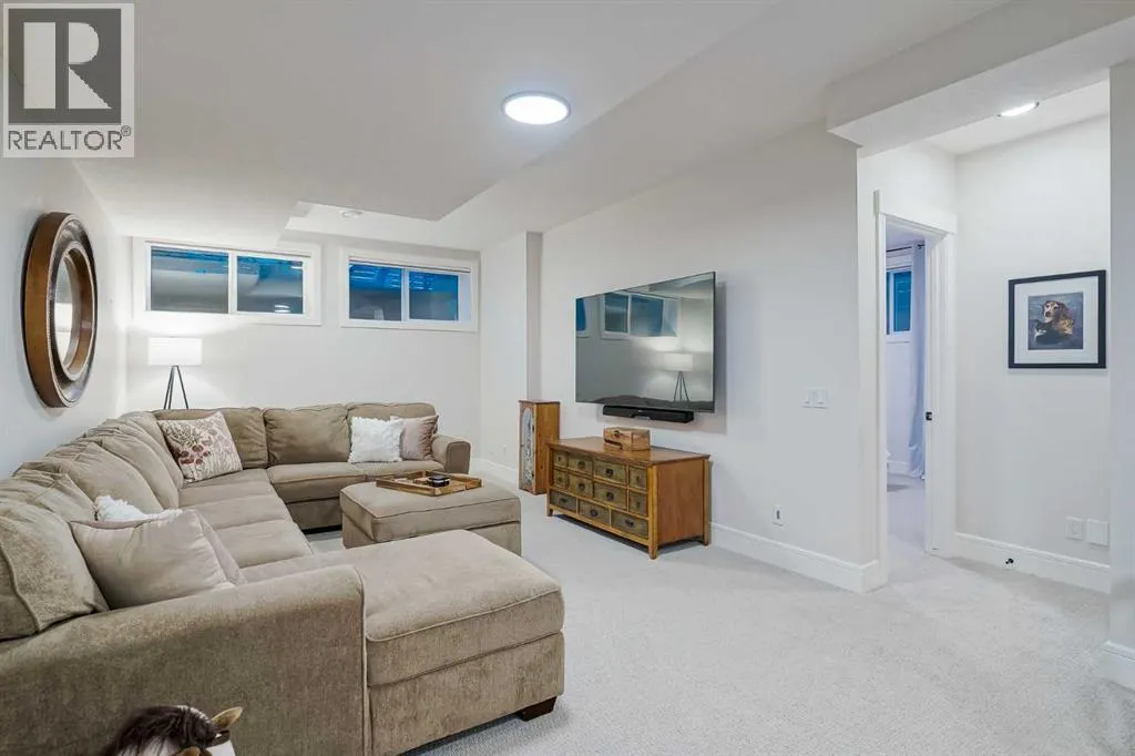 60 Walcrest Hill SE