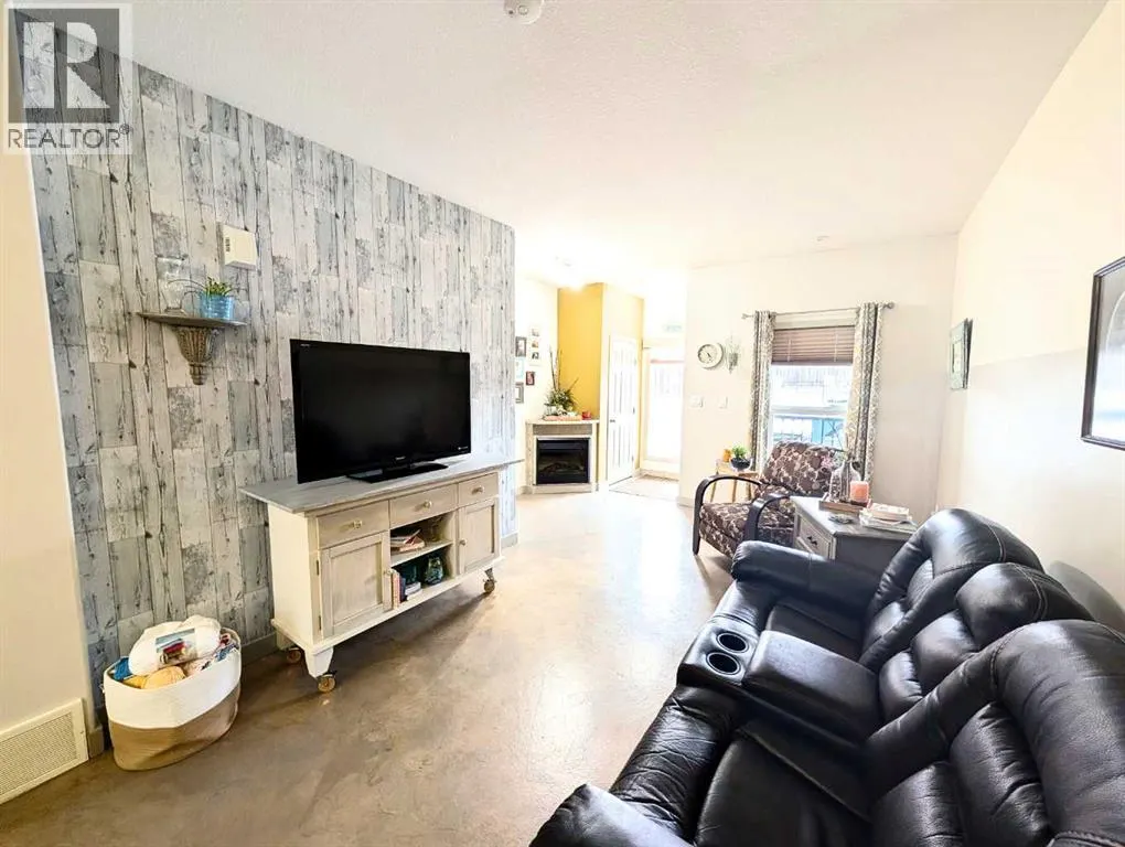 7112, 200 Lougheed Drive