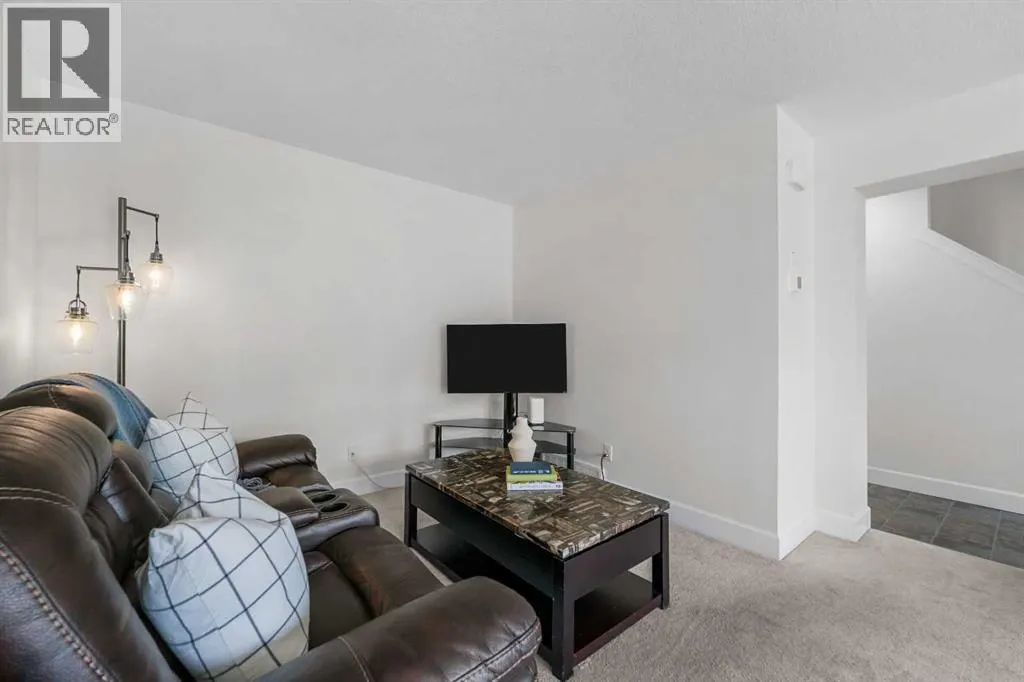60 Windstone Green SW