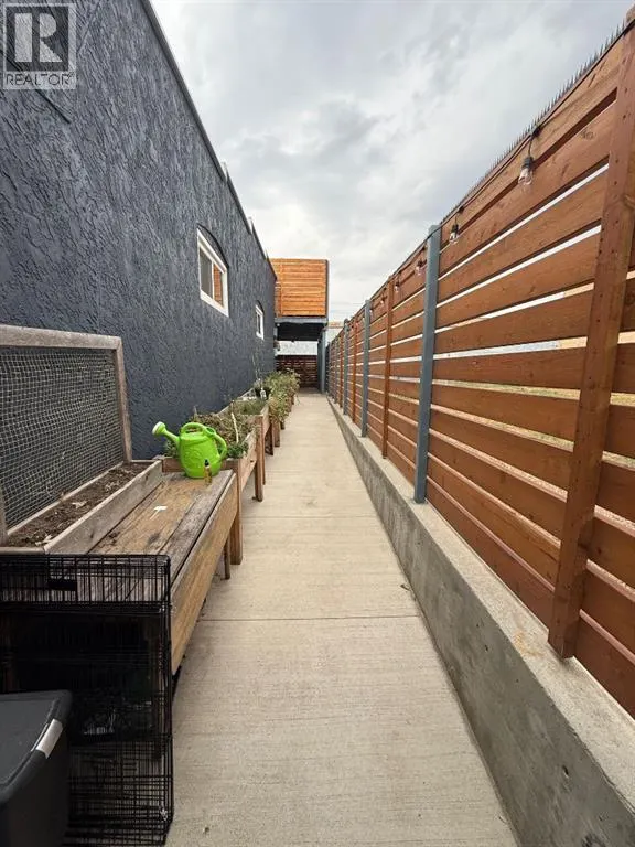 214 South Railway Street SE