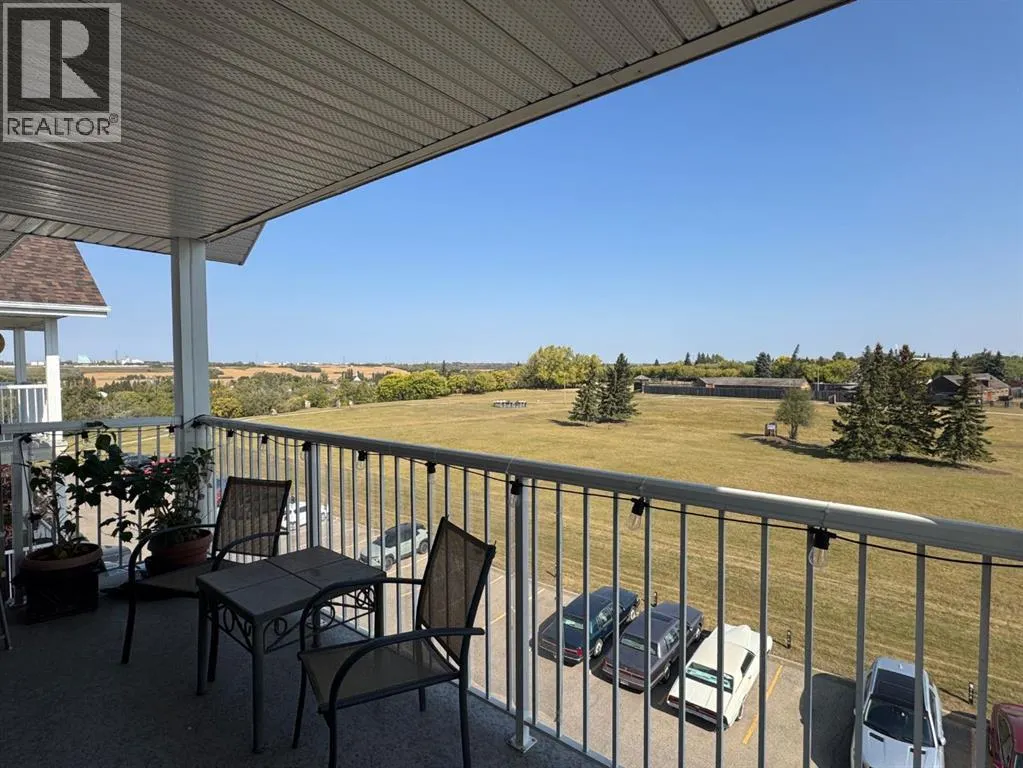 401, 9932 100 Avenue