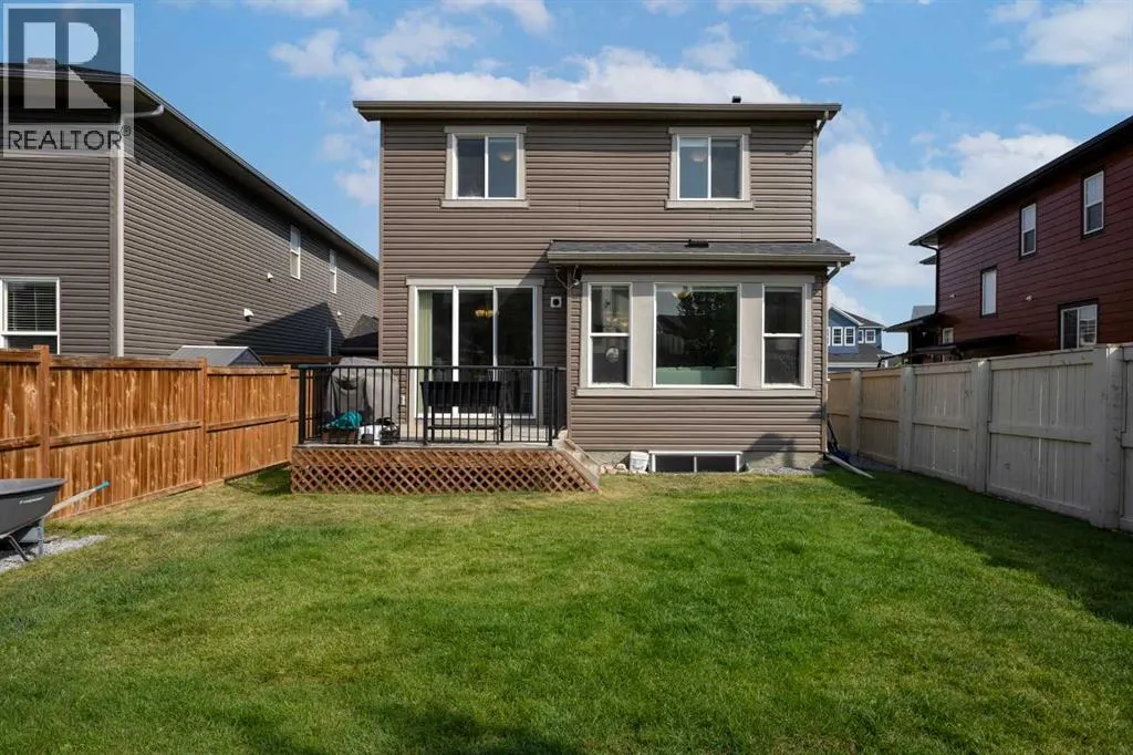 199 Evansglen Circle NW
