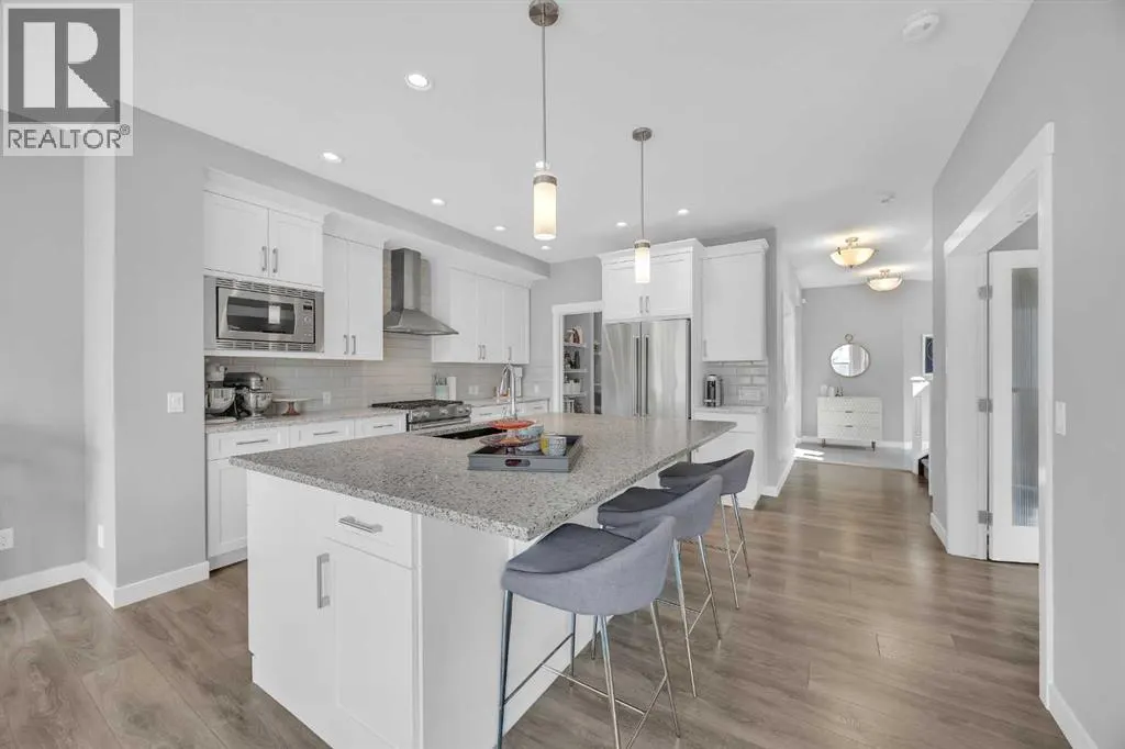 199 Evansglen Circle NW