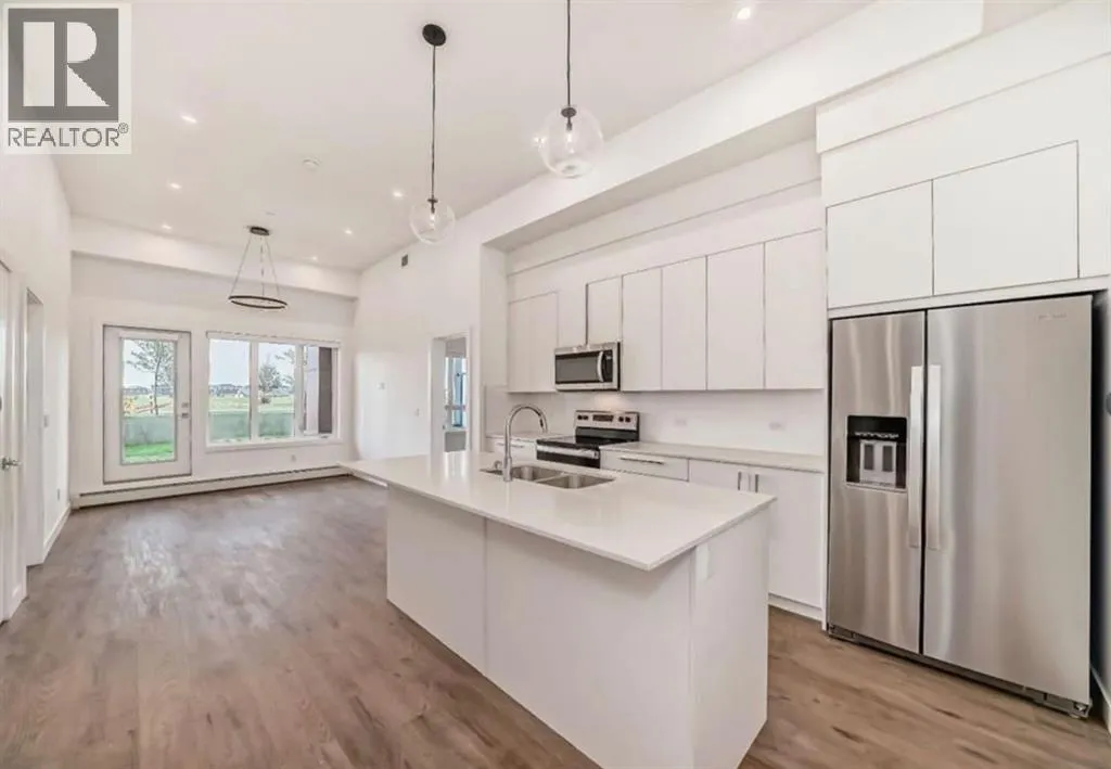 2425, 60 Skyview Ranch Road NE