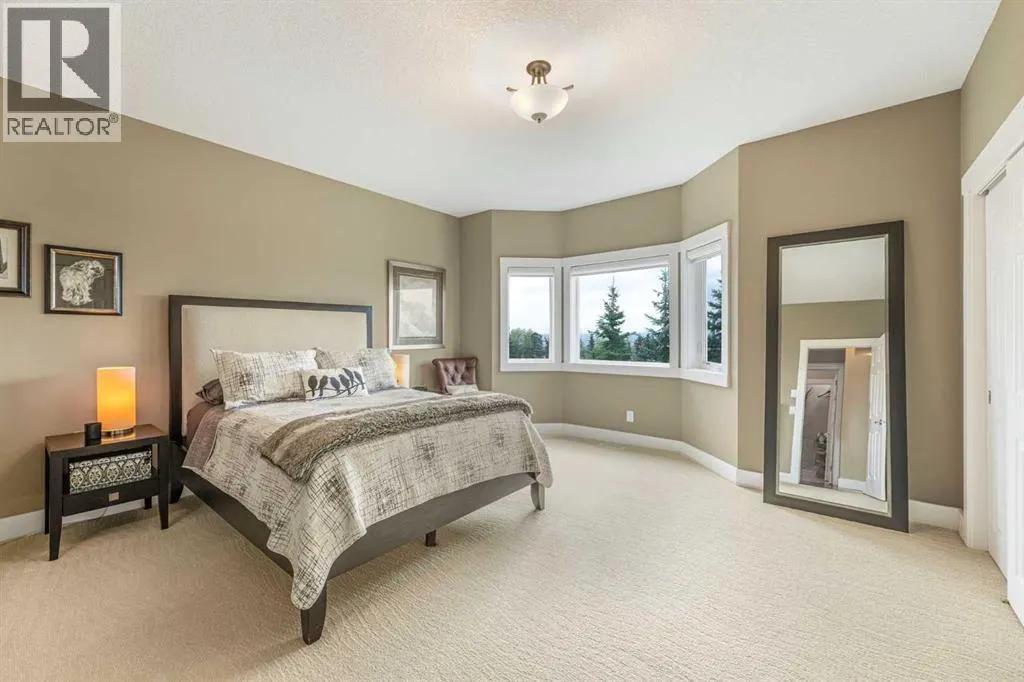 533 Rocky Vista Gardens NW