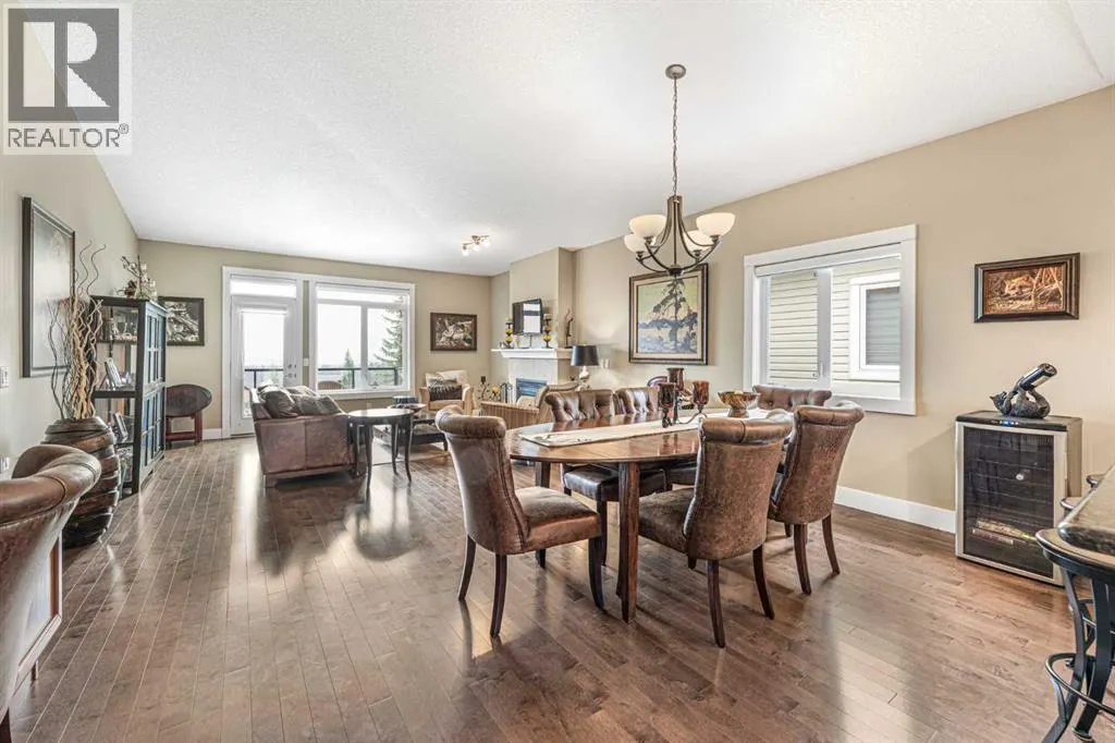 533 Rocky Vista Gardens NW