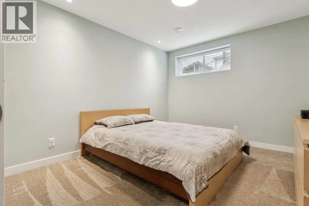 280 Chinook Gate Park SW
