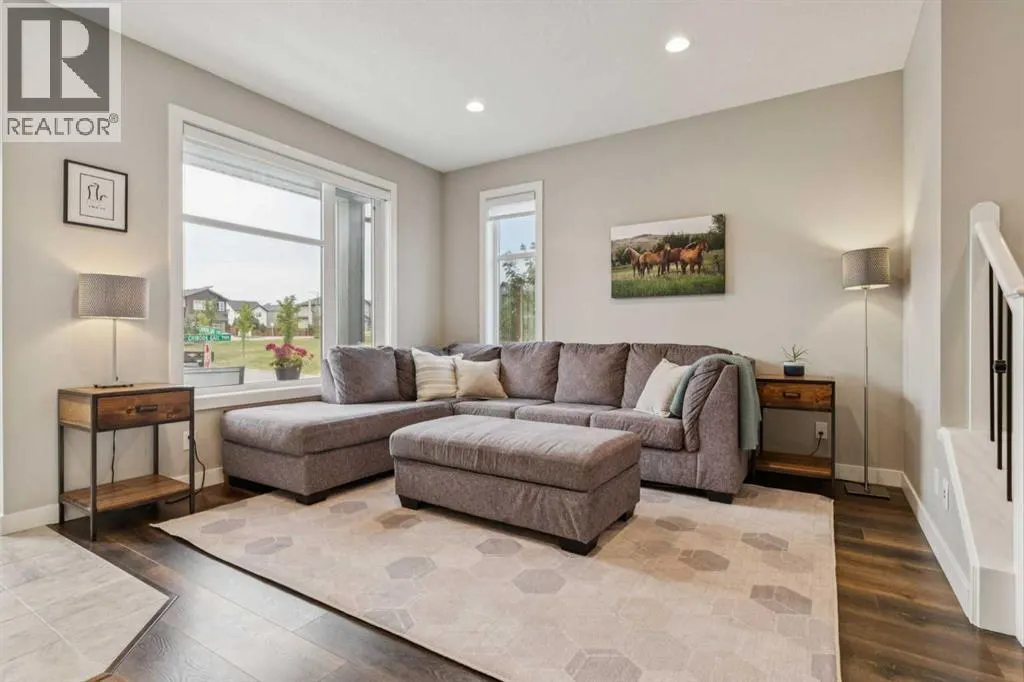 280 Chinook Gate Park SW