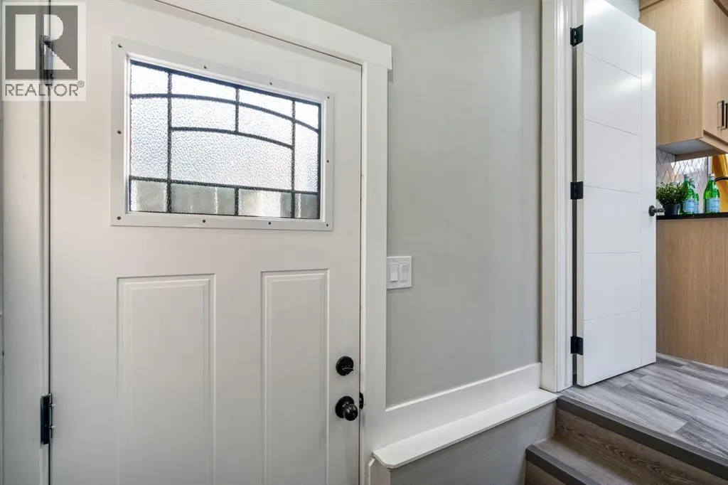 135 Thorncrest Road NW