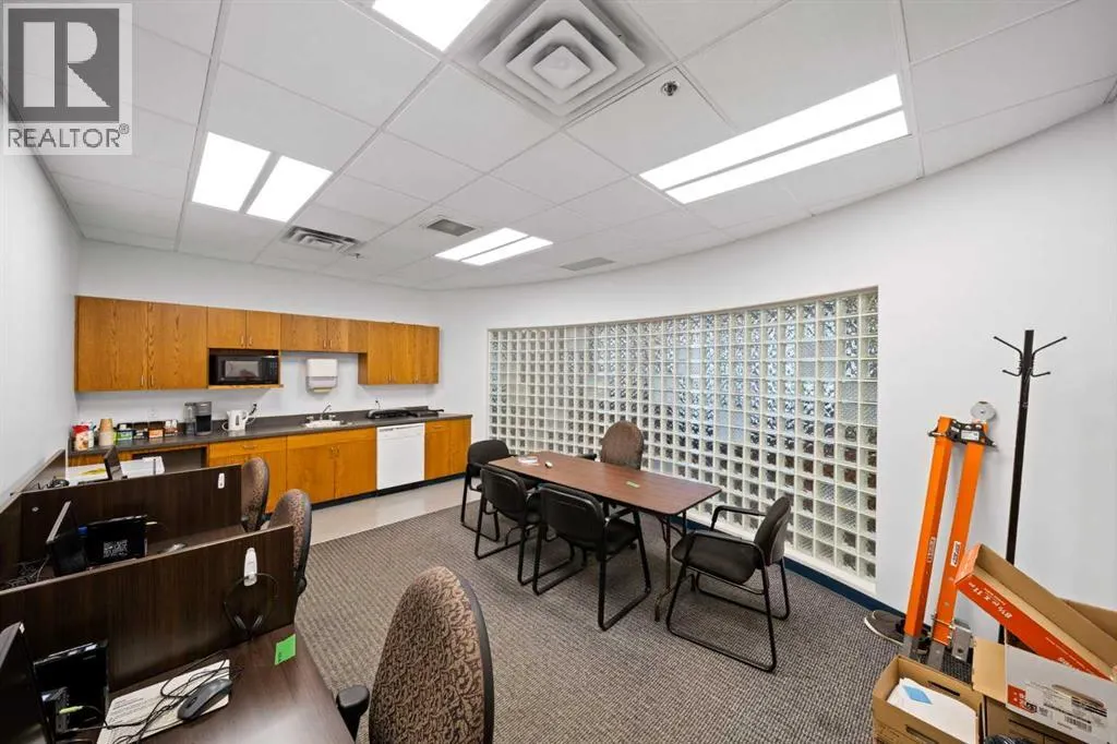 8014 Edgar Industrial Crescent