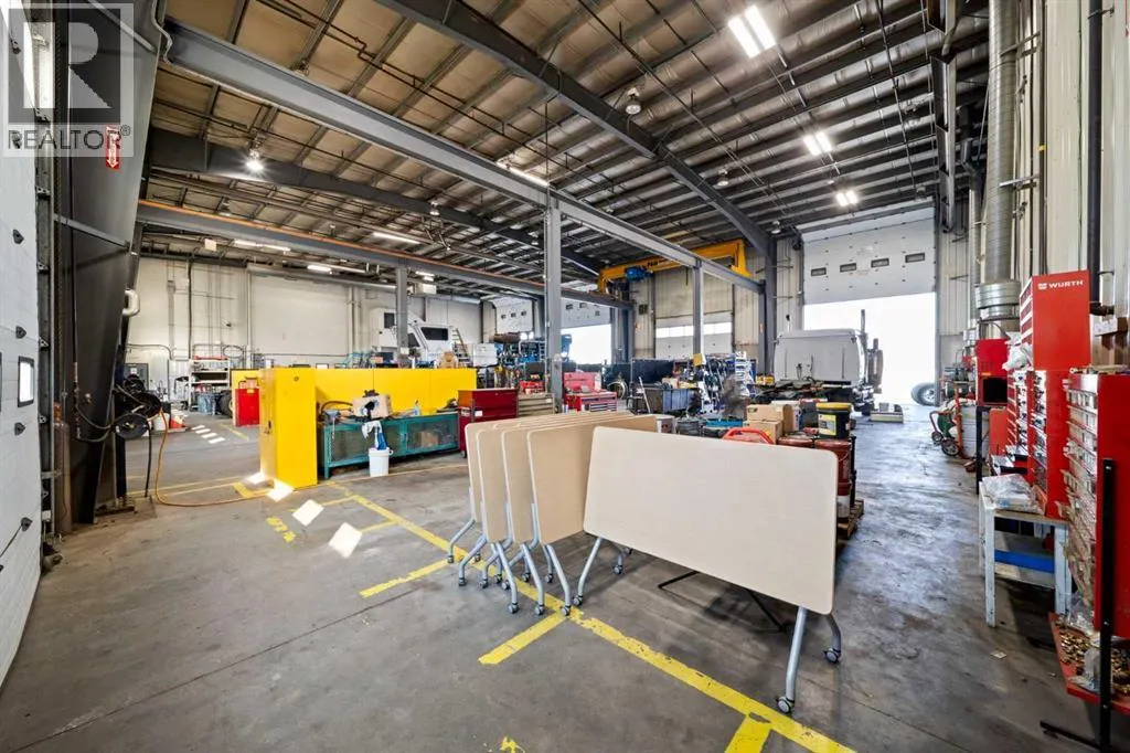 8014 Edgar Industrial Crescent