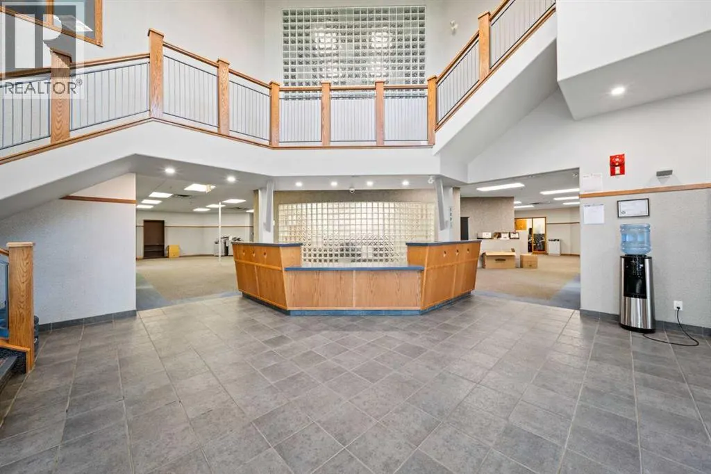 8014 Edgar Industrial Crescent