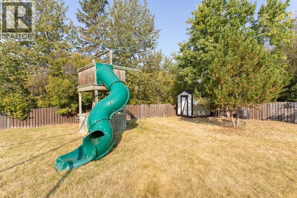 30 Maple Bay