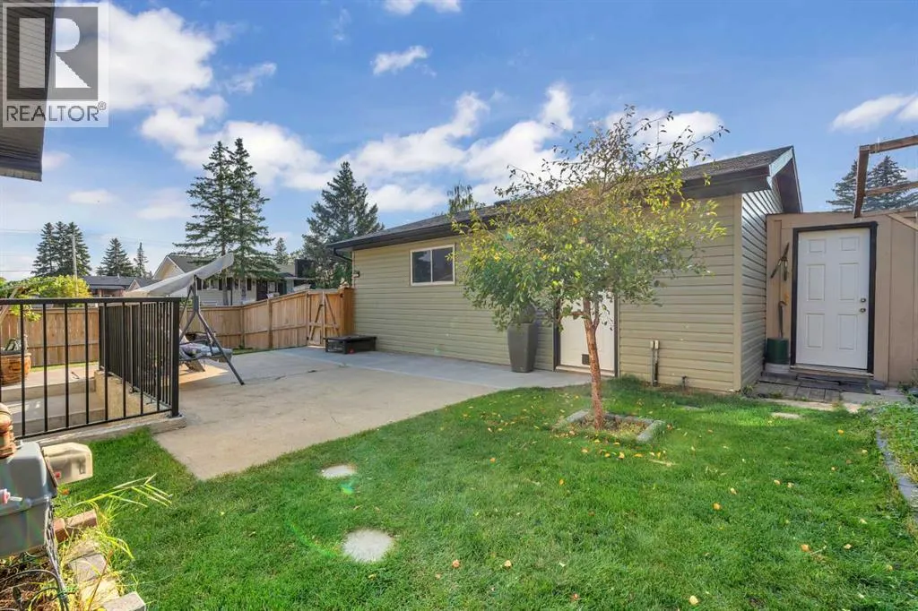 2003 Pinepoint Road NE