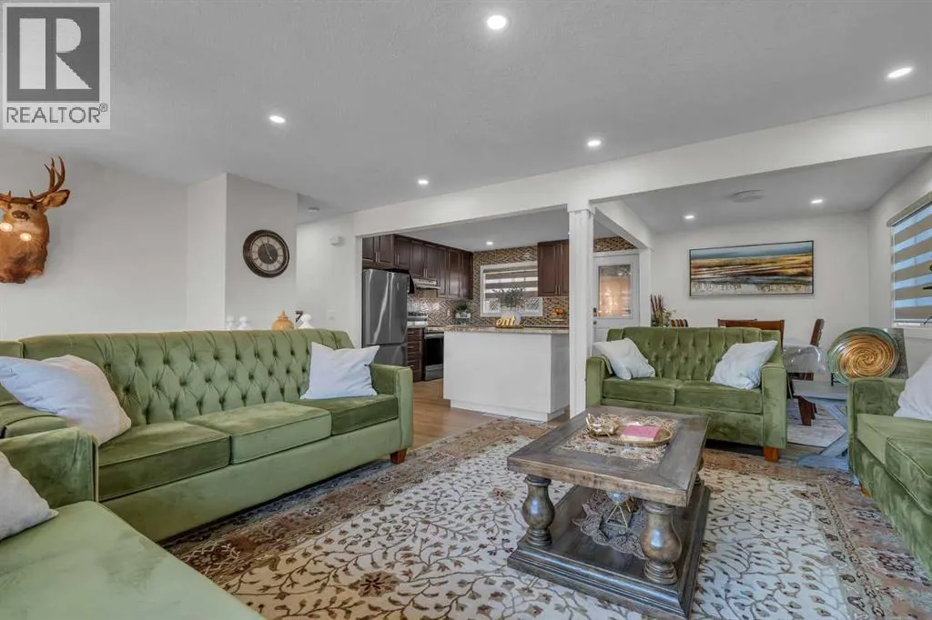 2003 Pinepoint Road NE