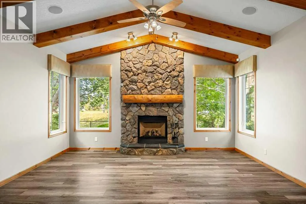 136 Cranwell Crescent SE