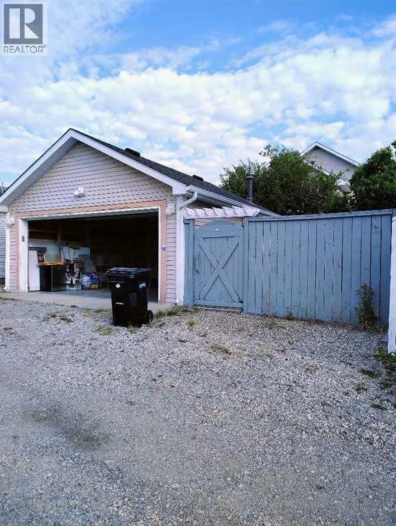 11 Tuscany Valley Road NW