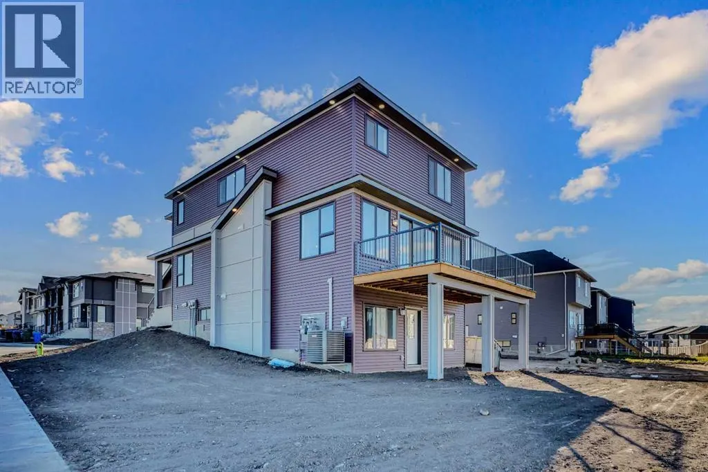 305 lucas Place NW
