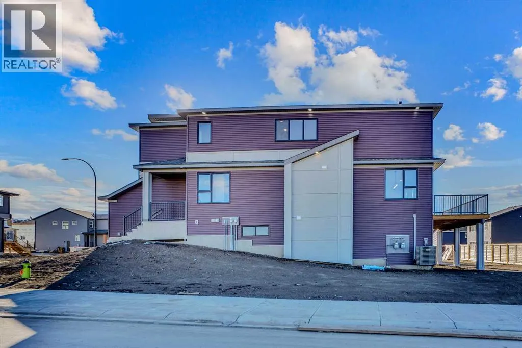 305 lucas Place NW