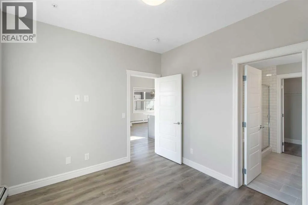 405, 19661 40 Street SE