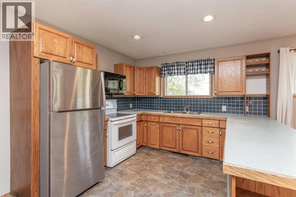 132, 28128 Township Road 412 Township