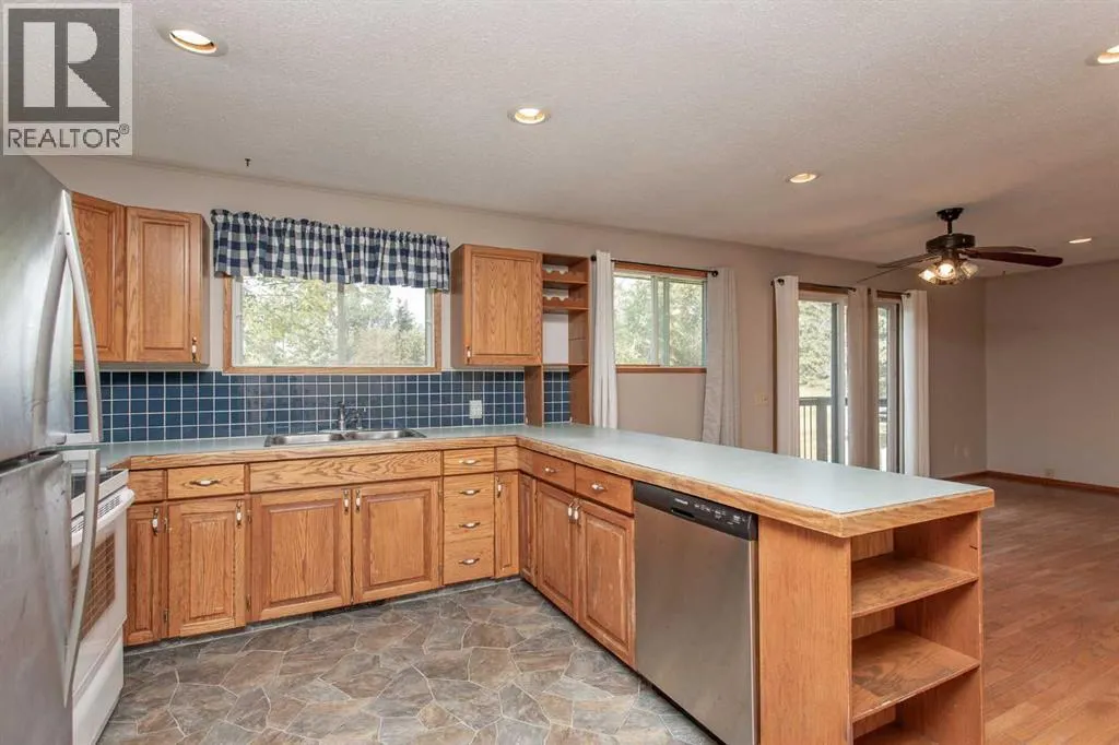 132, 28128 Township Road 412 Township