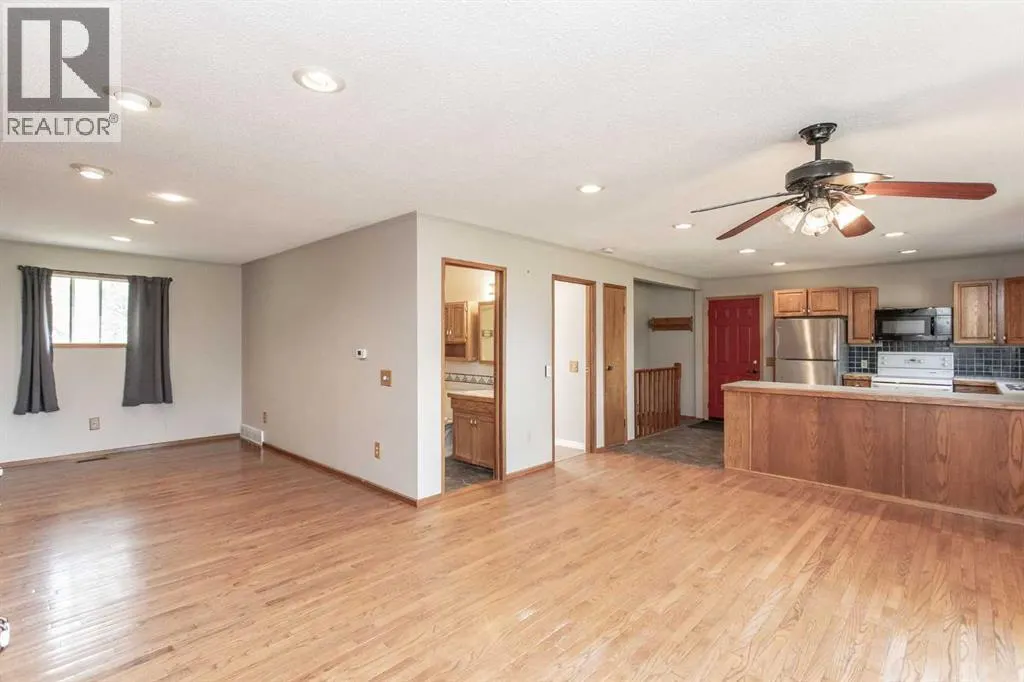 132, 28128 Township Road 412 Township