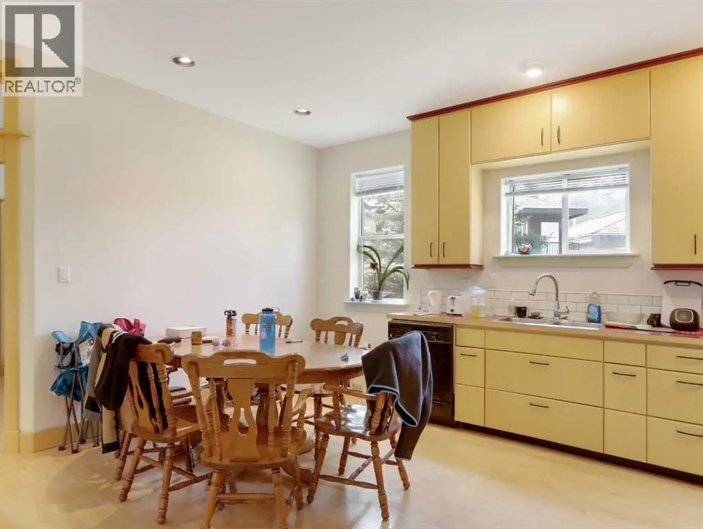 228 17th Street