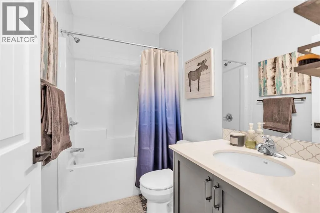 32 Legacy Reach Crescent SE