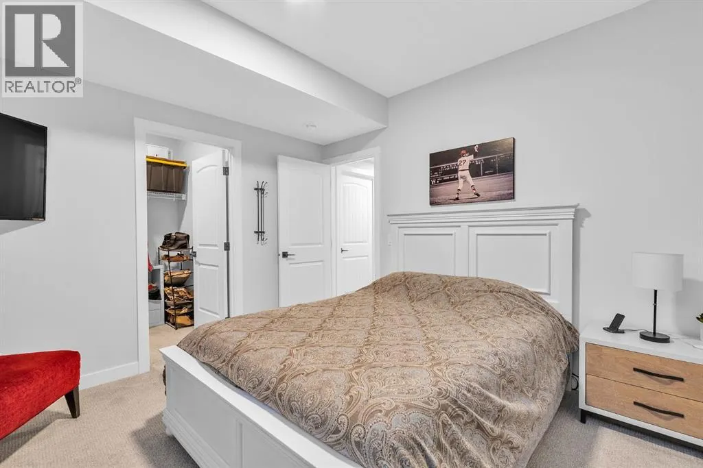 32 Legacy Reach Crescent SE