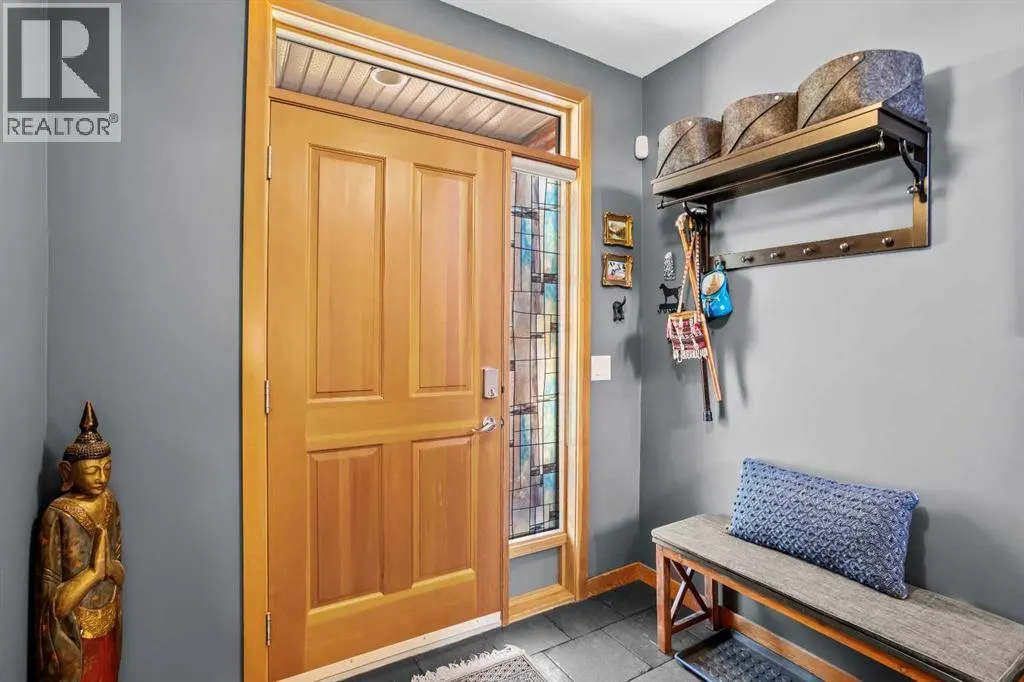 27, 137 Wapiti Close