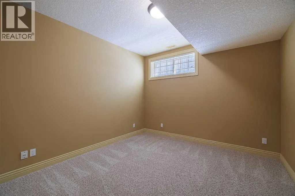 38 Tuscany Glen Park NW