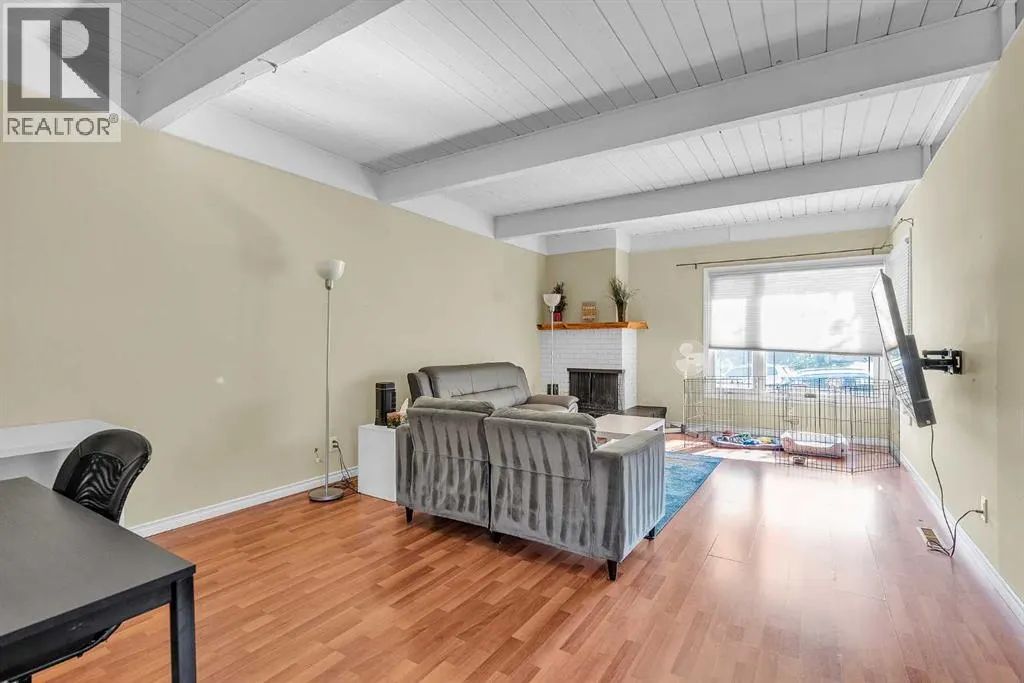 28 Hilton Avenue NW