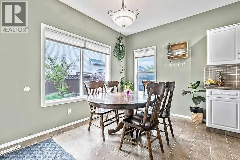 83 Crystalridge Close