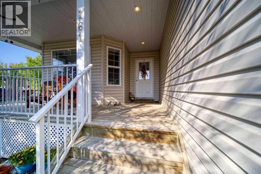 161 West Lakeview Drive