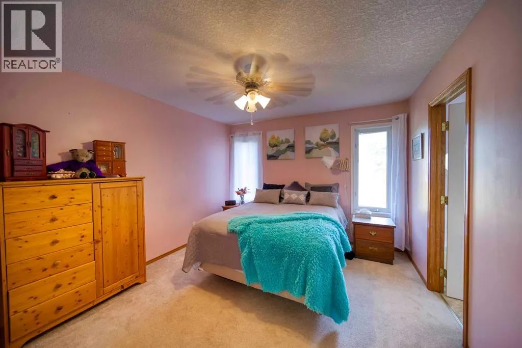 161 West Lakeview Drive