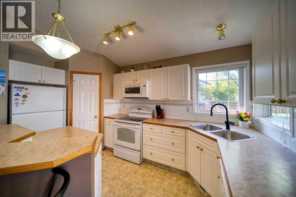 161 West Lakeview Drive