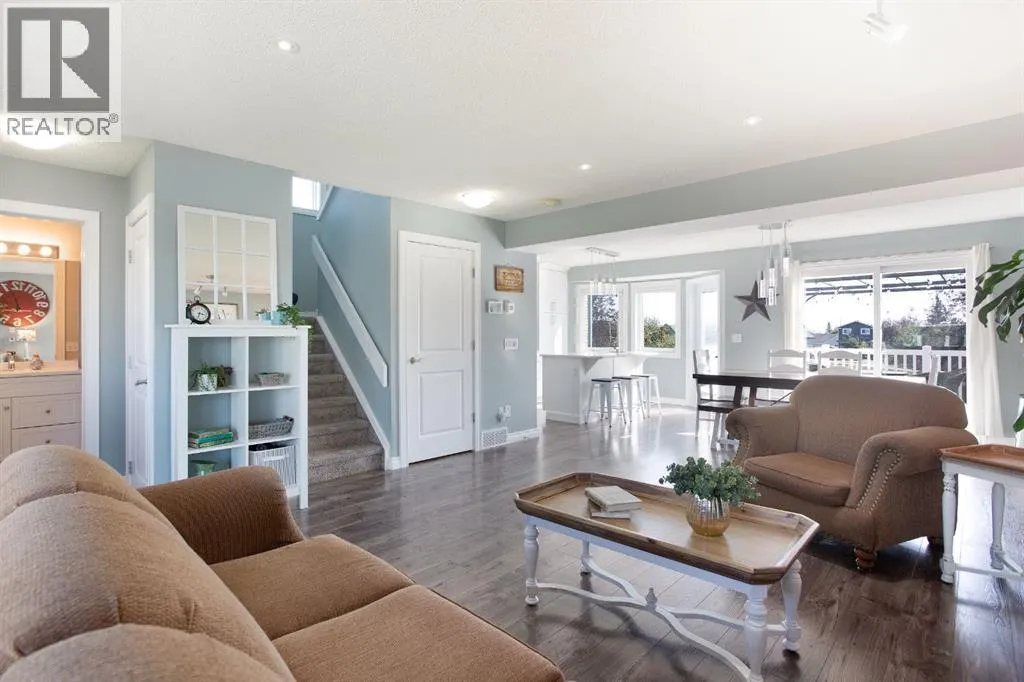 126 Elizabeth Way SE