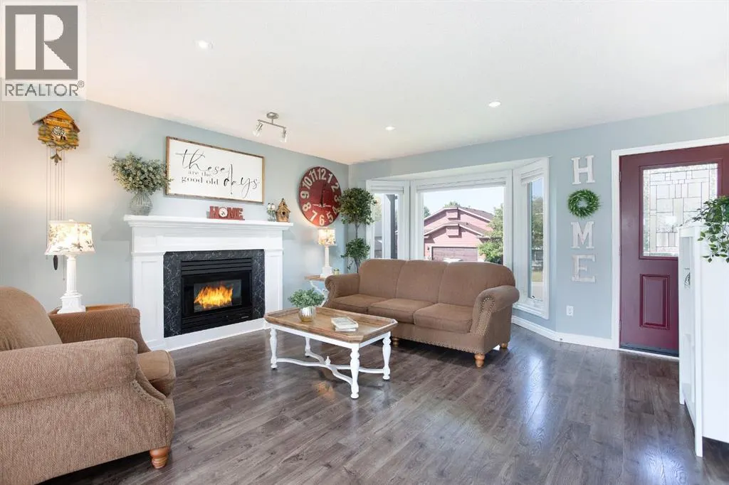 126 Elizabeth Way SE