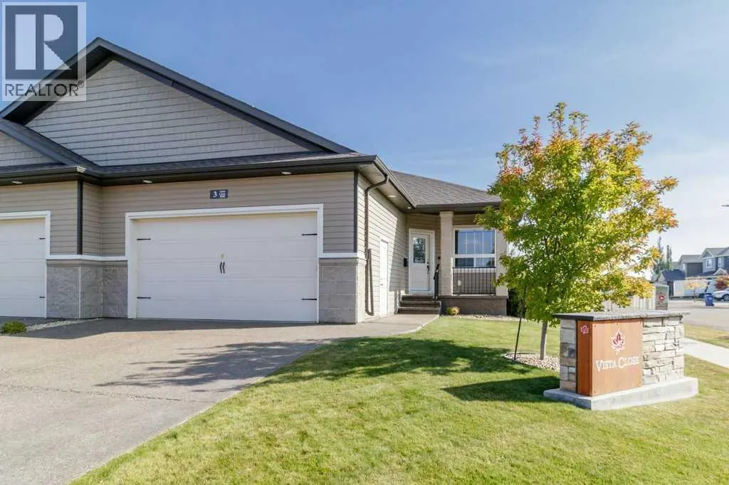 3 Vista Close