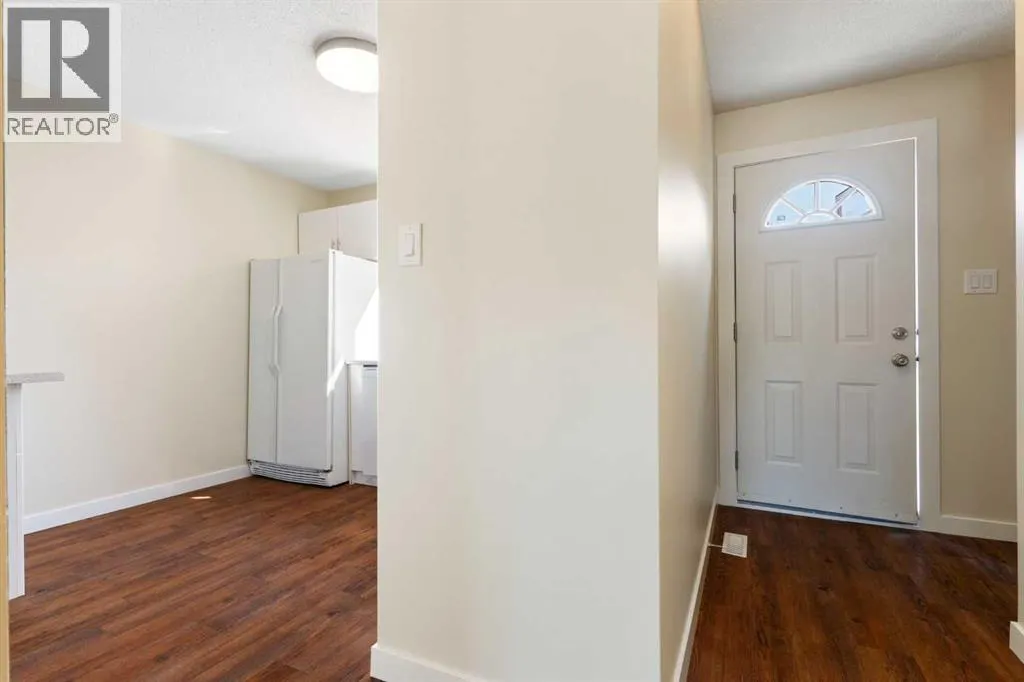 32, 80 Galbraith Drive SW