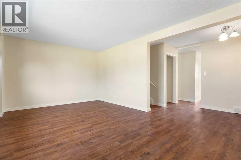 32, 80 Galbraith Drive SW